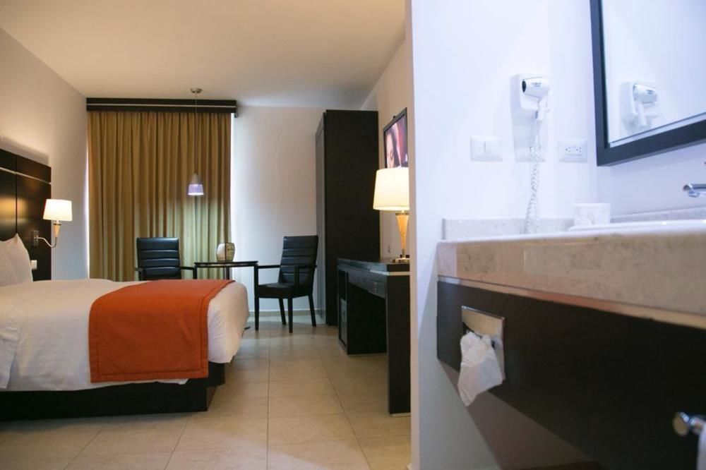 Hotel Oliba Boca Del Rio エクステリア 写真