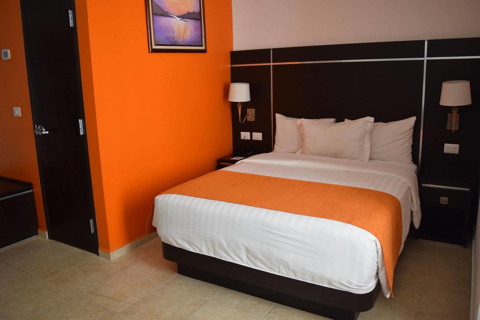 Hotel Oliba Boca Del Rio エクステリア 写真
